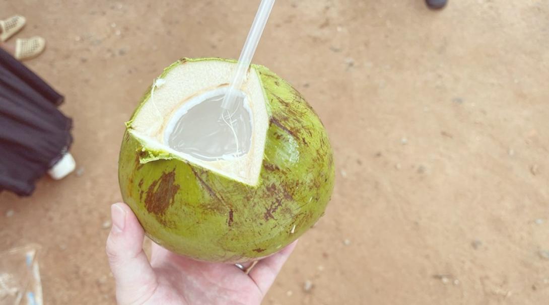 カンボジアでおすすめのココナッツジュース